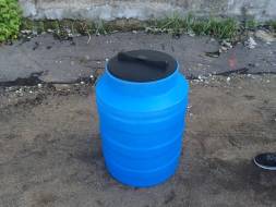 Бочка (емкость) пластиковая вертикальная с крышкой, 100 л, зеленый [TV100S2]